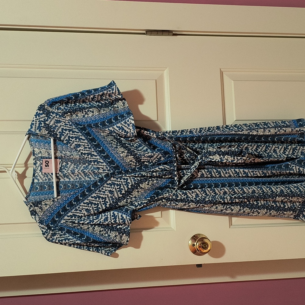 Cute dress new w/out tags